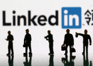 LinkedIn正在根据用户数据训练人工智能模型